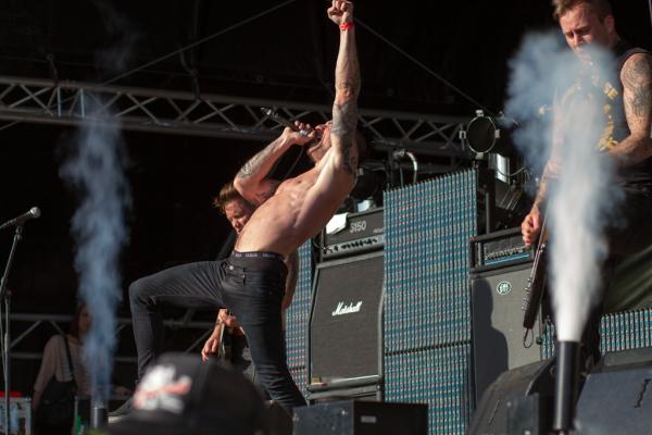 Raised Fist - Metallsvenskan, Örebro 2012-05-26