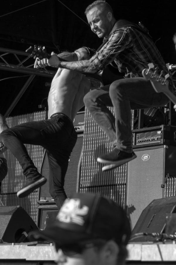 Raised Fist - Metallsvenskan, Örebro 2012-05-26