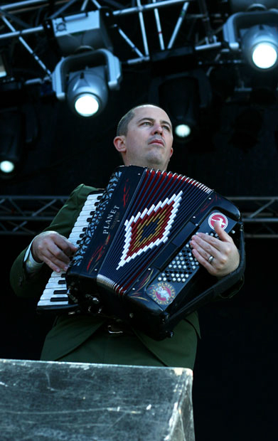 Flogging Molly på West Coast Riot 2