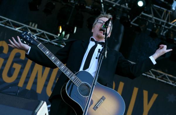 Flogging Molly på West Coast Riot 7