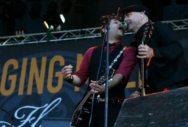 Flogging Molly på West Coast Riot 8