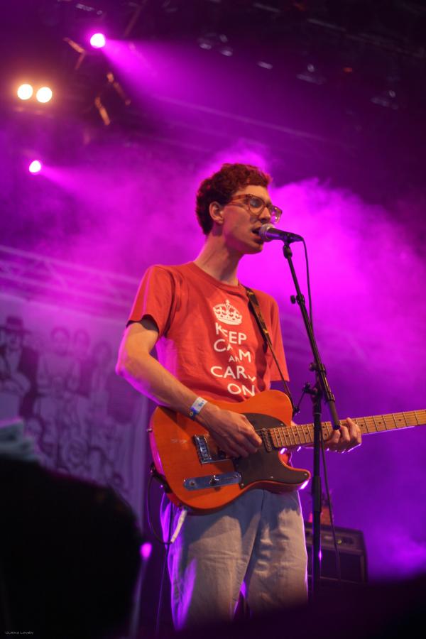 Roskilde '09 - The Whitest Boy Alive